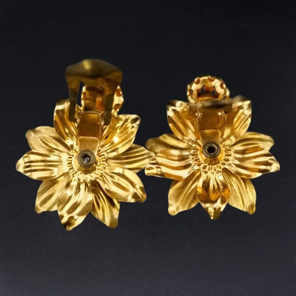 Vintage Floral Rhinestone Brooch & Earrings‎ Set Gold Tone Red Black Austria